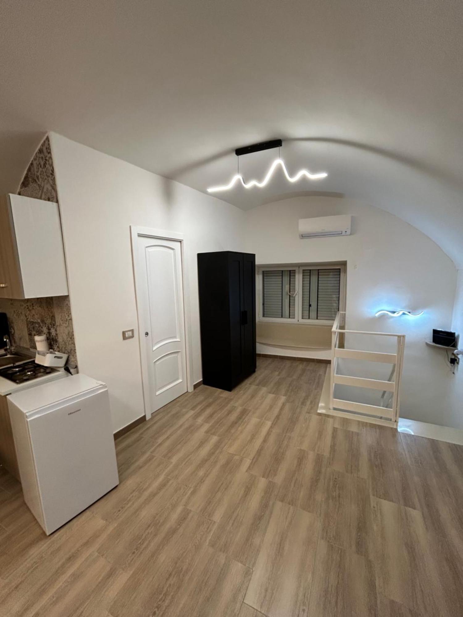 Brother'S 50 Apartman Nápoly Kültér fotó