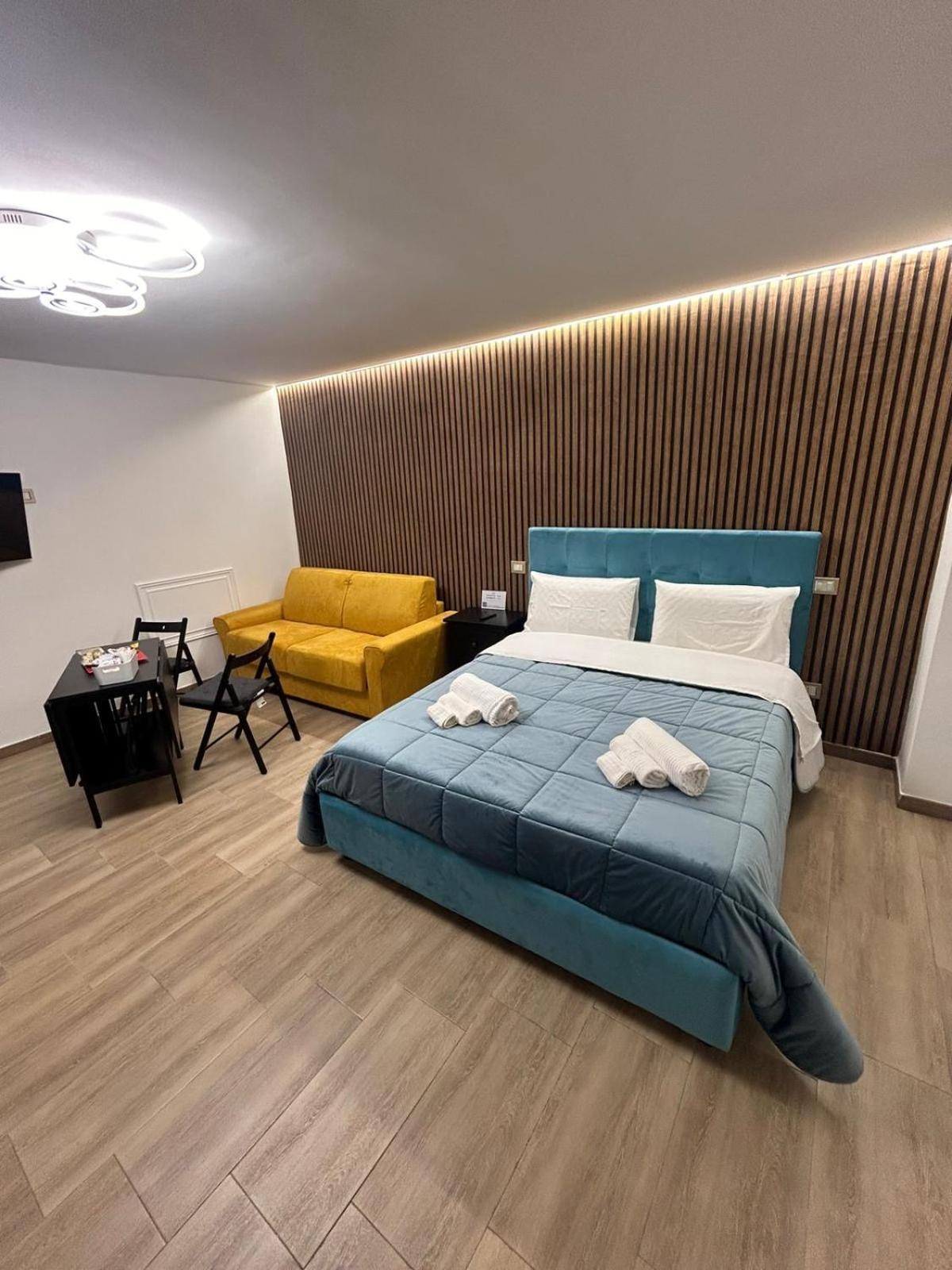 Brother'S 50 Apartman Nápoly Kültér fotó